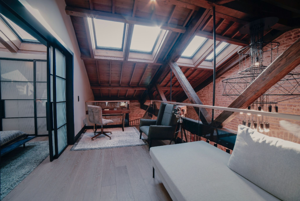 A functioning attic with high temperature.